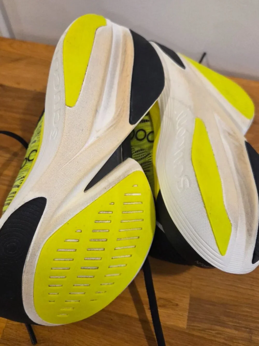 Saucony Endorphin Elite 2 Running Shoes Citron Black